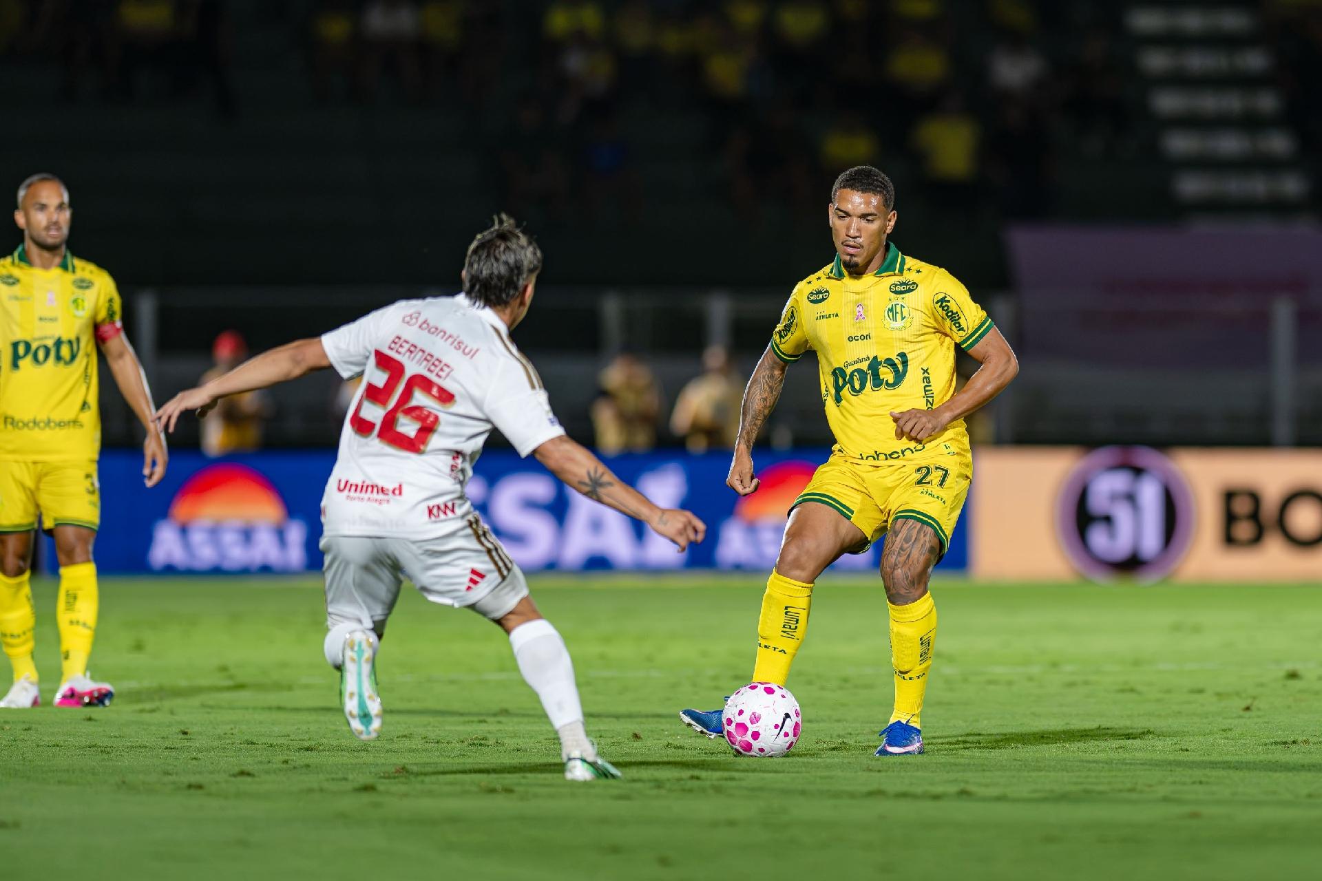 Denilson, do Mirassol, durante partida contra o Internacional, pelo Brasileirão - undefined