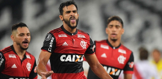 Henrique Dourado fez o primeiro gol do Flamengo na Libertadores: não foi suficiente - AFP PHOTO / Carl DE SOUZA