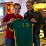 Rafael Nadal é presenteado com camisa do Guarani - undefined
