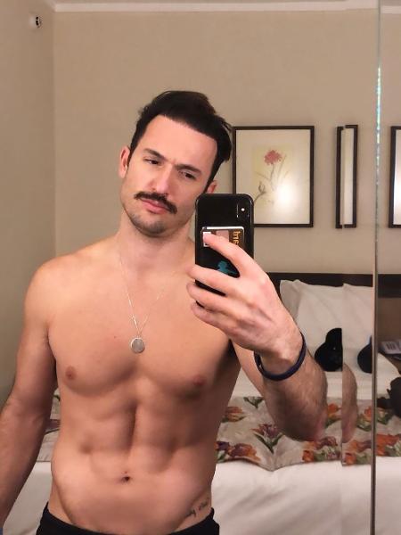 Diego Hypolito posta foto de bigode nas redes sociais - Reprodução/ Instagram