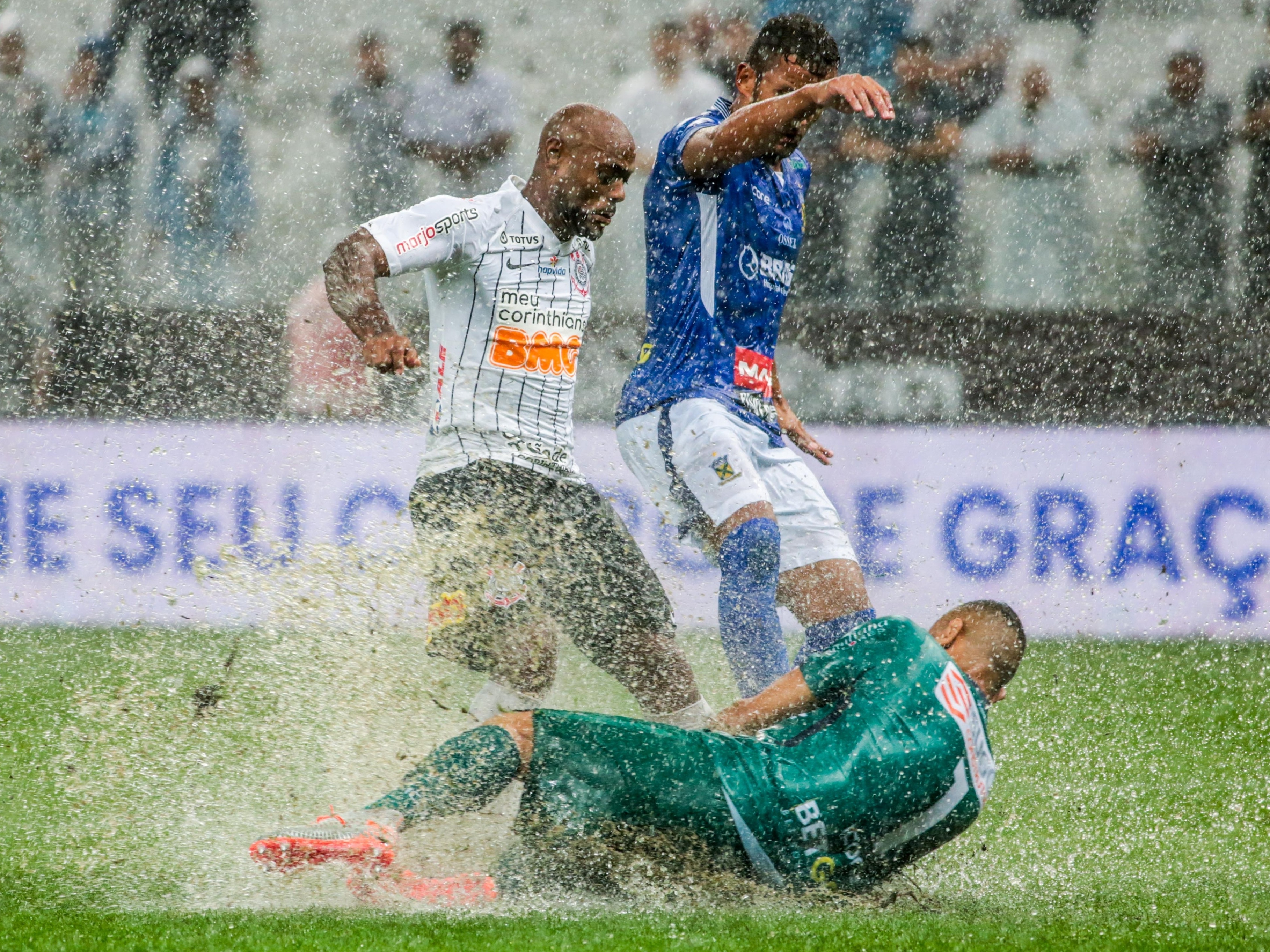 Pós-Jogo: Empate louco e resultado ruim! Corinthians empata com