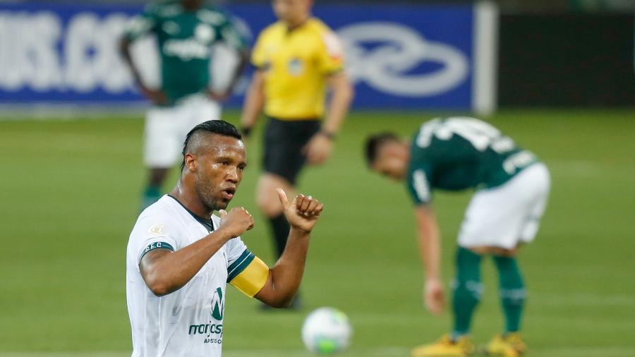 Rafael Vaz, do Goias, comemora gol diante do Palmeiras - Marcello Zambrana/AGIF