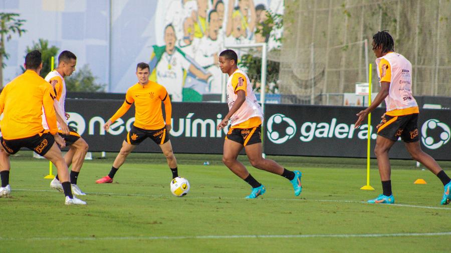 Garotos da base completam o treinamento no CT Joaquim Grava - Rodrigo Coca/ Ag. Corinthians 