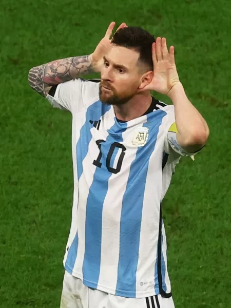 Batistuta parabeniza Messi por igualar marca de 10 gols em jogos de Copa do  Mundo