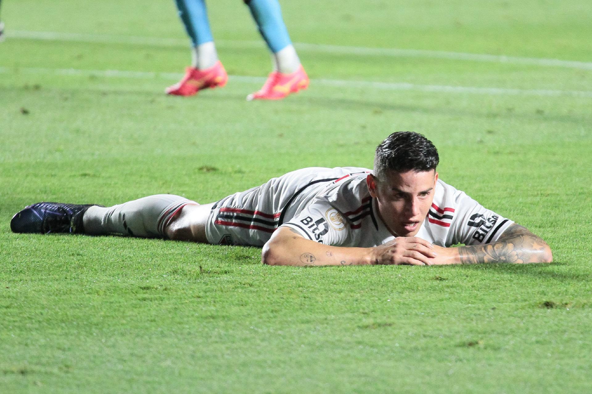 São Paulo: James vira desfalque e Dorival sofre para armar o time