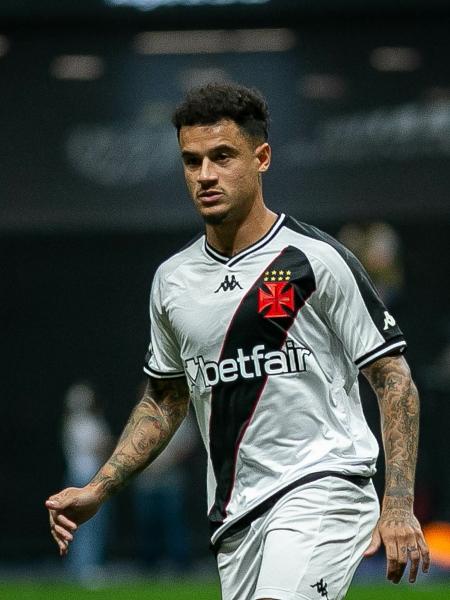 Philippe Coutinho está com covid-19 e desfalca o Vasco, contra o Athletico, no Brasileiro