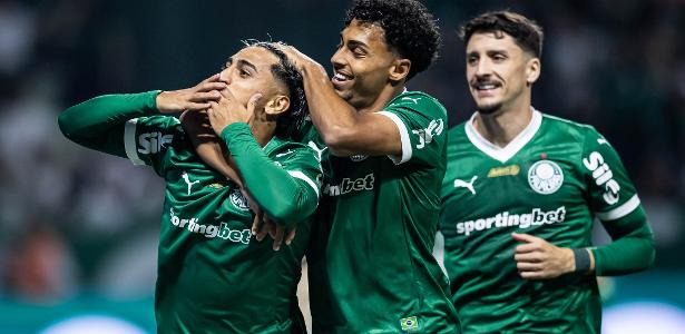 Palmeiras demonstra estilo tiki-taka e se aproxima dos líderes no Brasileirão