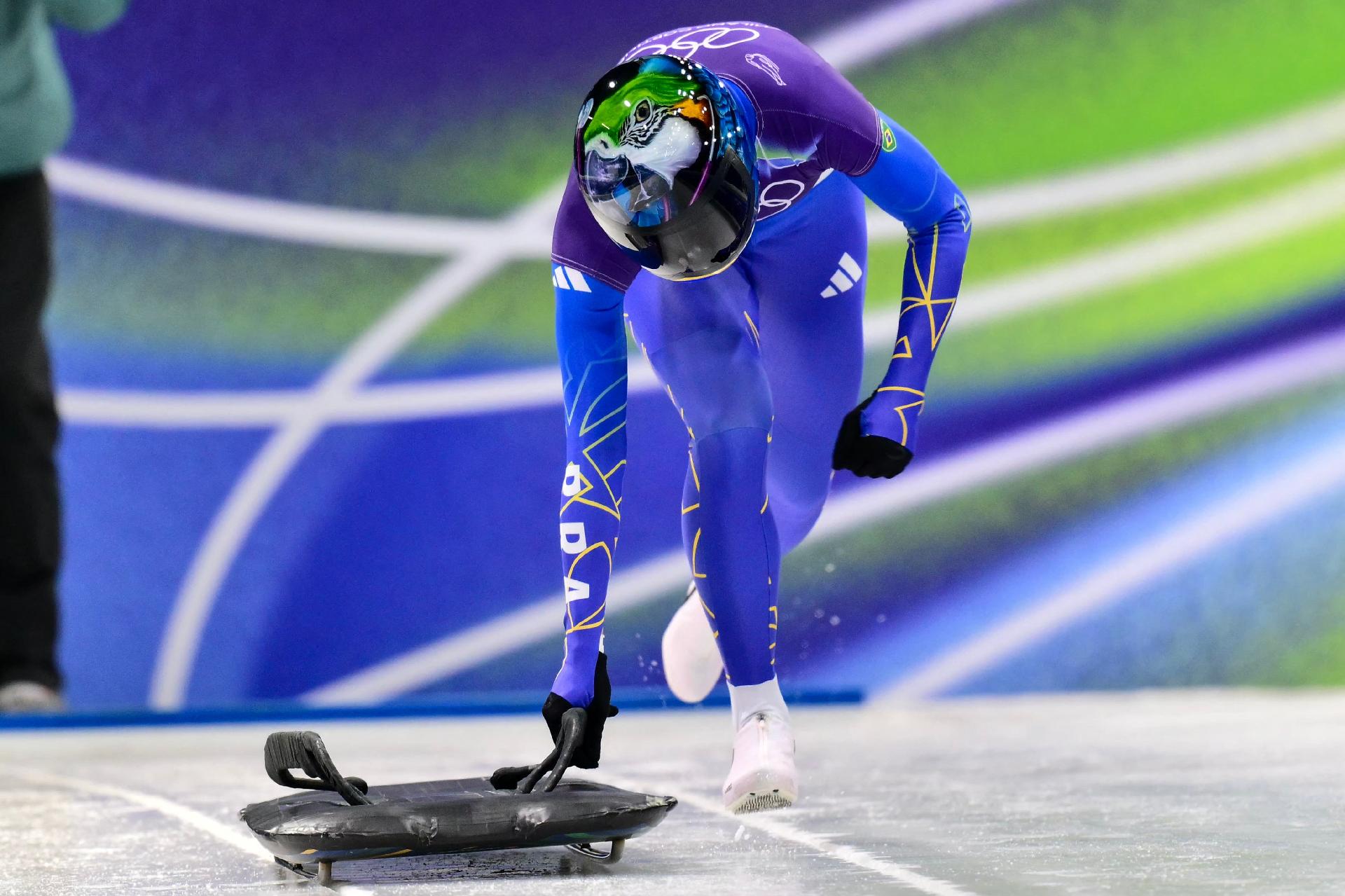 Nicole Silveira foi a representante do Brasil no skeleton nos Jogos de Inverno 2026 - undefined
