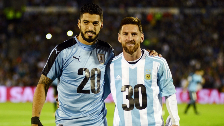 Messi e Suárez fazem campanha por candidatura conjunta de Argentina e Uruguai para a Copa de 2030 - Carlos Pazos/Reuters