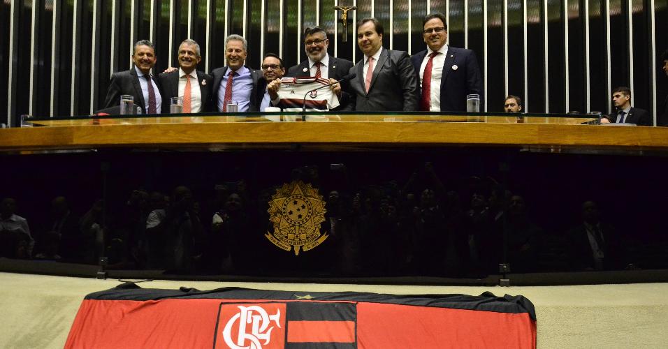 Sessão solene em homenagem aos 124 Anos do Flamengo na Câmara dos Deputados contou com o presidente do clube Luiz Rodolfo Landim e o deputado Alexandre Frota 