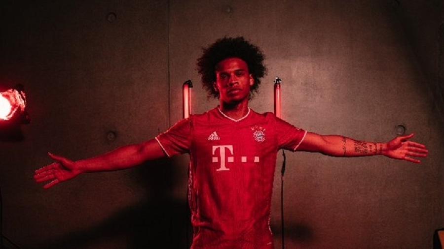 Sané em anúncio oficial pelo Bayern de Munique - Reprodução