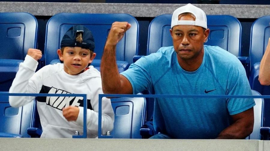 Charlie Goods e Tiger Woods, em 2019; filho do golfista foi campeão em torneio na Flórida - Gotham/GC Images