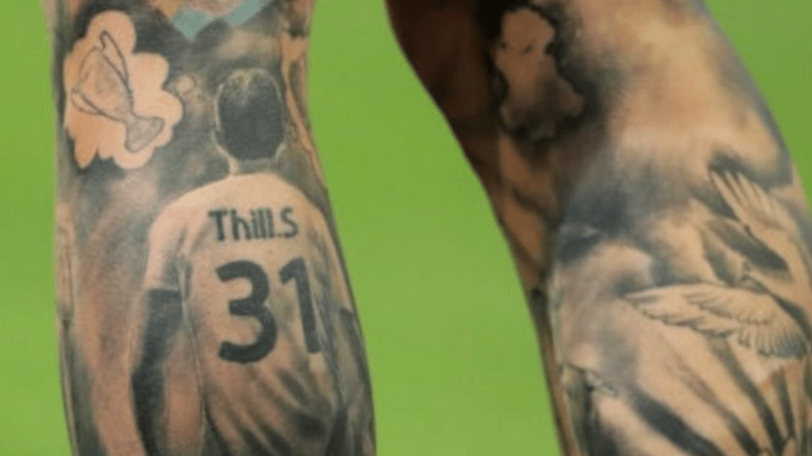 Sebastien Thill tem tatuagem "sonhando" com a Liga dos Campeões - Twitter
