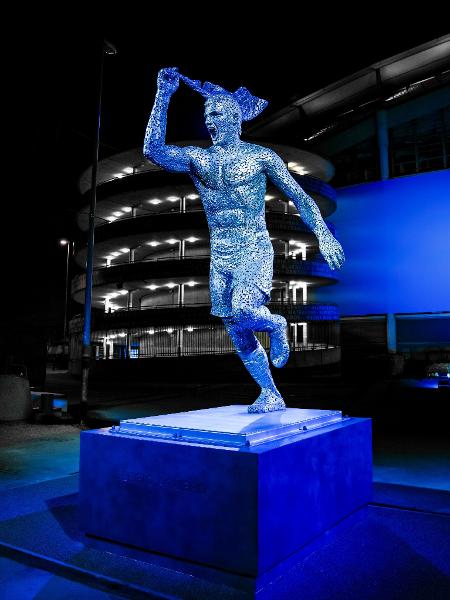 Estátua de Sergio Aguero no Etihad Stadium, casa do Manchester City - Divulgação