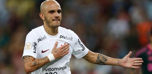 MAIS ASTROS NO TIMÃO! Ídolo do Corinthians apoia contratação de europeus e projeta disputa pelo título