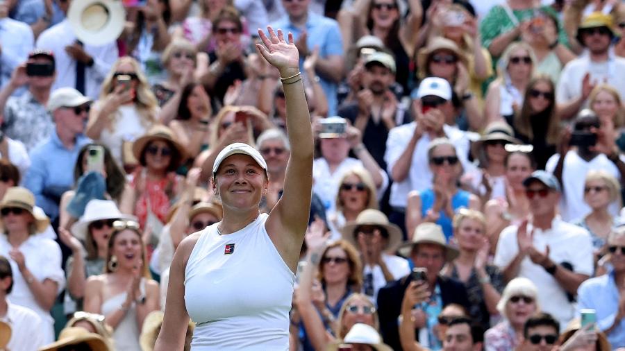 Amanda Anisimova nas semifinais de Wimbledon em 2025 Amanda Anisimova nas semifinais de Wimbledon em 2025