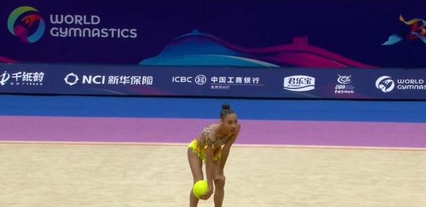 Brasileira passa mal em apresentação na Copa do Mundo de Ginástica Rítmica