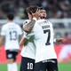 Estudiantes v&ecirc; perigo na bola parada de Memphis para duelo com Corinthians
