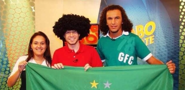Produção do Globo Esporte com Ney Paraíba durante participação ao vivo - Reprodução/Facebook - Reprodução/Facebook