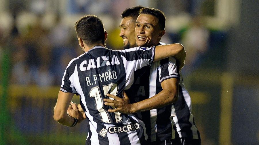 Botafogo venceu time Defensa y Justicia e avançou na Copa Sul-Americana - Javier Gonzalez Toledo/AFP