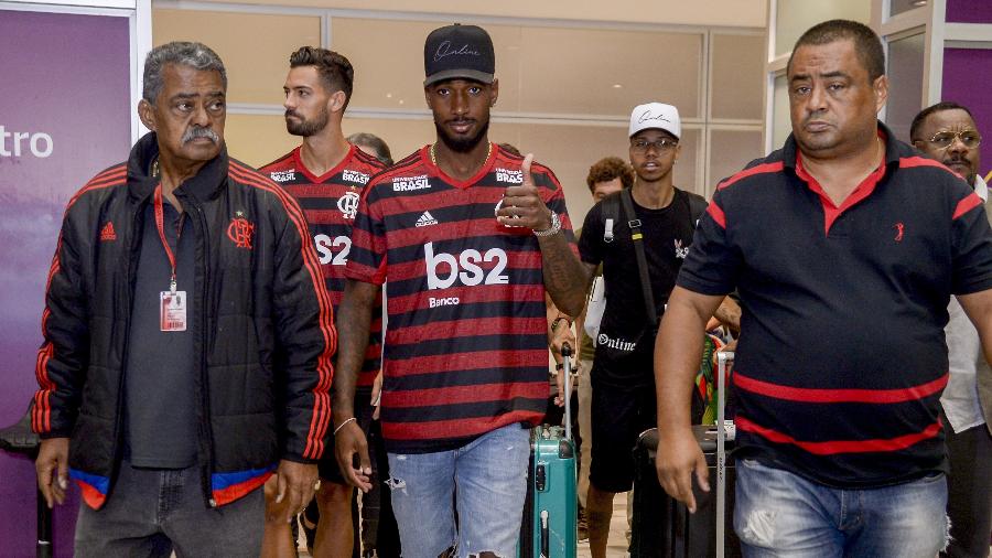 Reforços do Flamengo, Gerson e Pablo Marí chegam ao Rio de Janeiro  - Marcelo Cortes / Flamengo