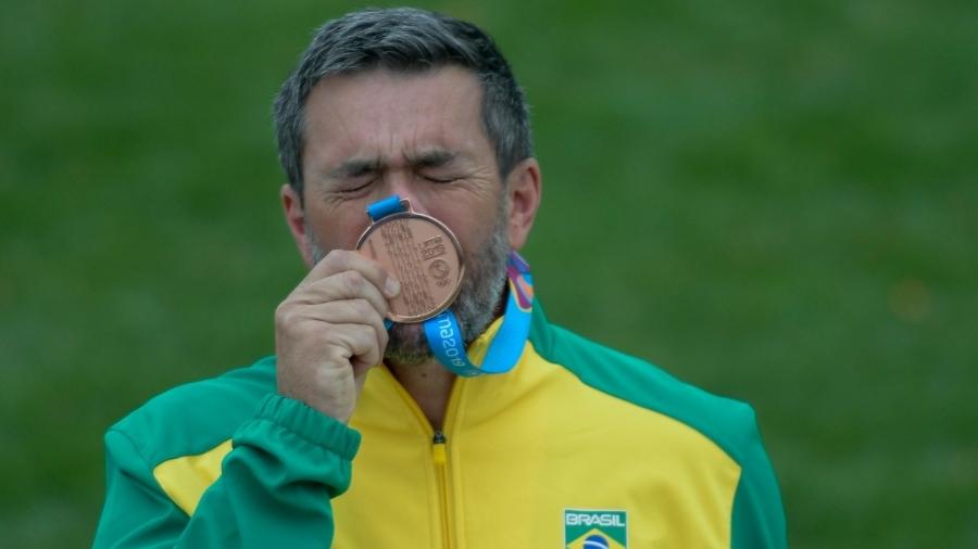 Roberto Schmits foi medalha de bronze na fossa olímpica do Pan de Lima - Washington Alves/COB