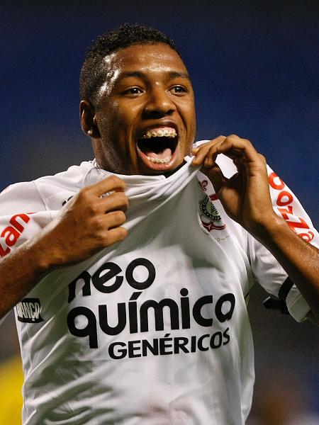 Jucilei atuando pelo Corinthians em 2010 - Buda Mendes/LatinContent via Getty Images