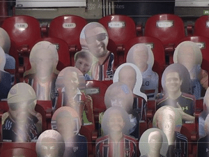 SPFC pensa no que fazer com torcida de papelão em Palmeiras x Santos