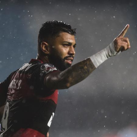 Gabigol comemora gol marcado pelo Flamengo - MARCELO ENDELLI/AFP