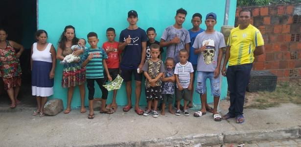 Família Erre: Casal que homenageou jogadores com 14 filhos ganha 1ª menina