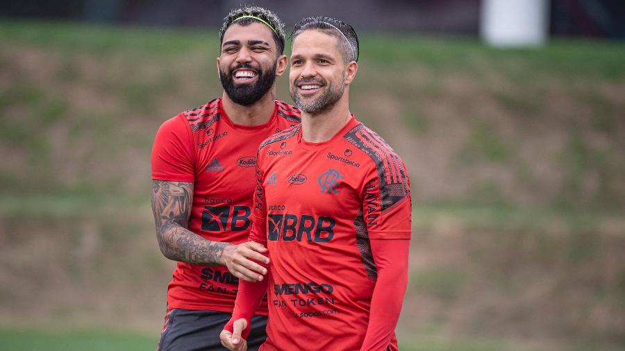 Gabigol e Diego Ribas em treino do Flamengo - Alexandre Vidal/CRF