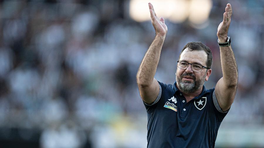 Enderson Moreira enquanto treinador do Botafogo - JORGE RODRIGUES/ESTADÃO CONTEÚDO