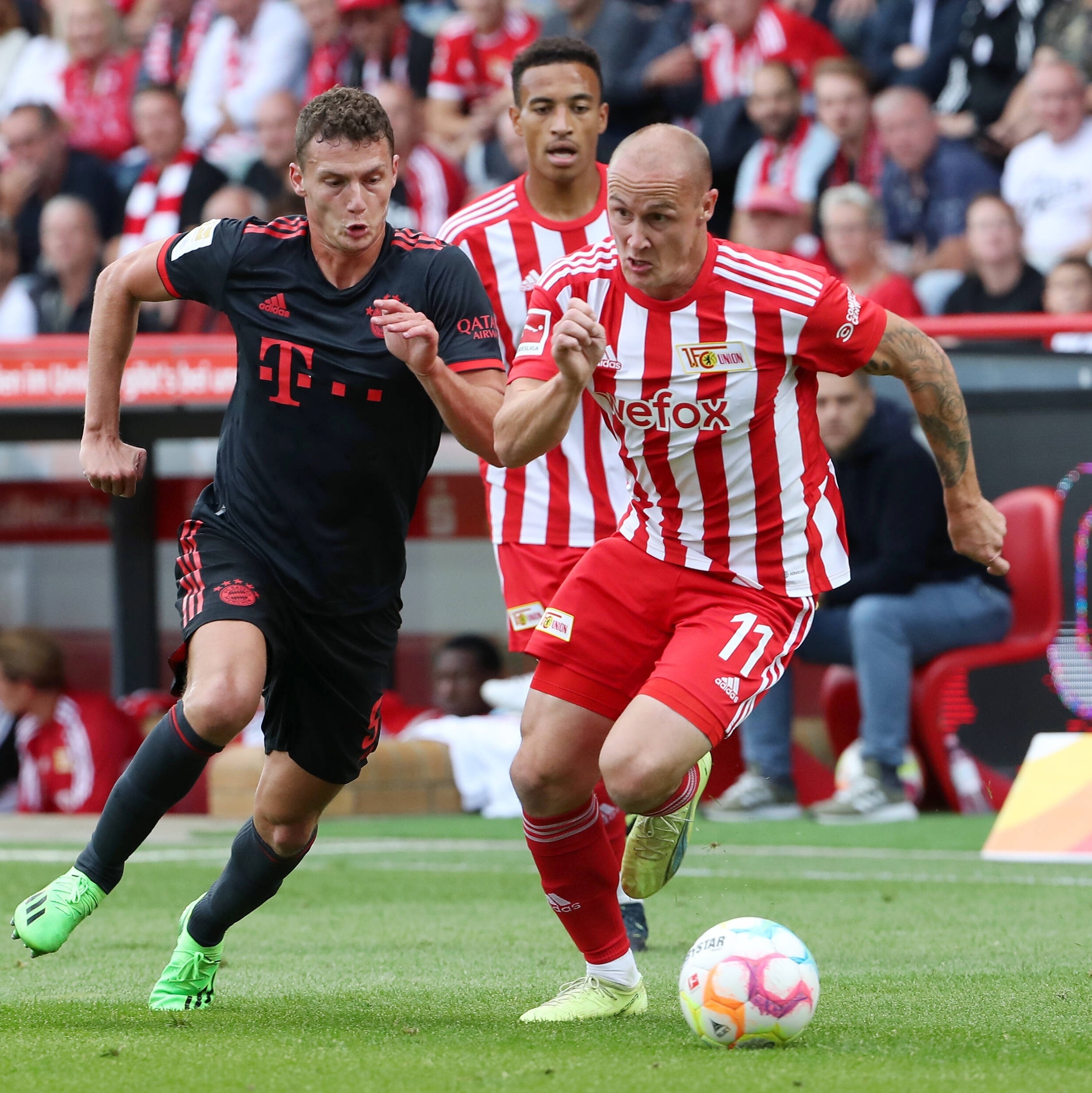 Bayern é campeão alemão após tropeço do Borussia Dortmund e mantém