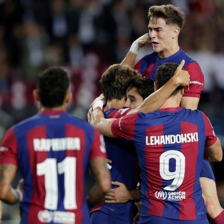 Barcelona goleia Antwerp, por 5 a 0, em estreia na Champions - Soccrates Images/Getty Images