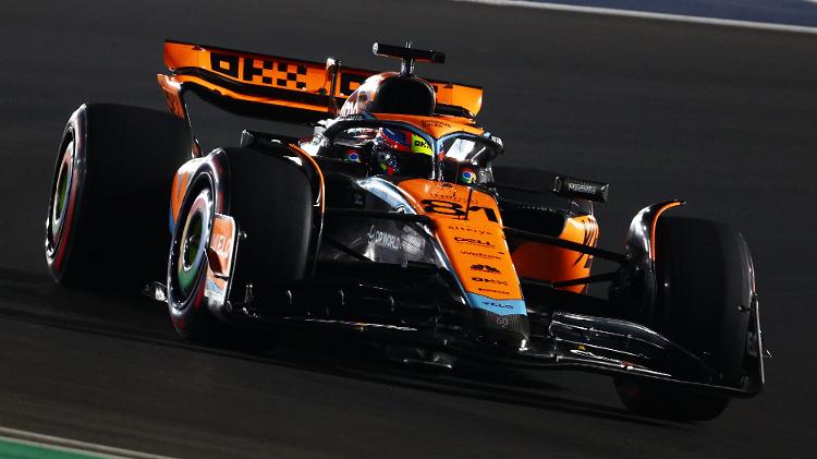 Oscar Piastri, da McLaren, durante corrida sprint do GP do Qatar de Fórmula 1