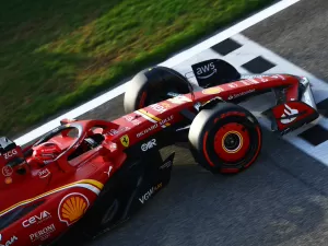 Leclerc lidera último teste da F1, mas não tira o favoritismo de Verstappen