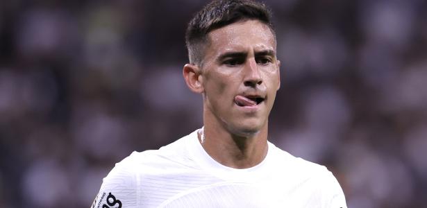Corinthians libera Rojas para reforçar equipe de Messi na Fifa.