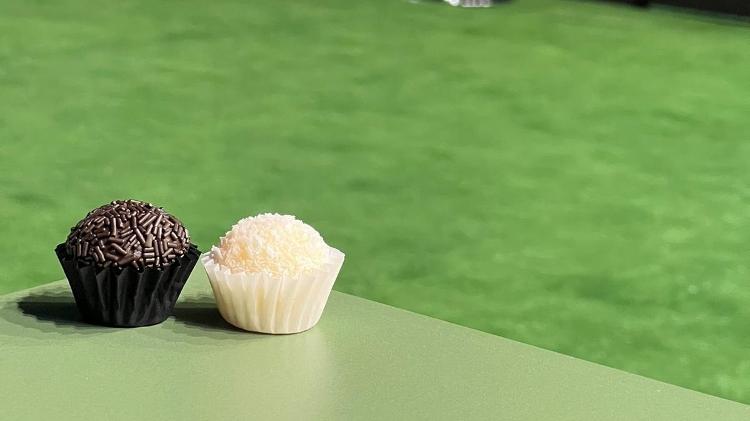 Brigadeiro e beijinho na Casa Brasil em Paris