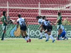 Corinthians marca 3 vezes no segundo tempo e vira em cima do Palmeiras