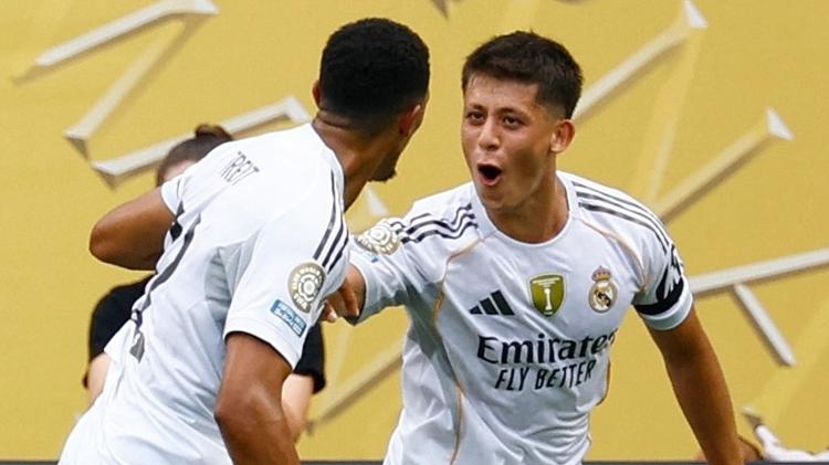 Arda Güler comemora gol marcado pelo Real Madrid contra o Pachuca no Mundial Arda Güler comemora gol marcado pelo Real Madrid contra o Pachuca no Mundial