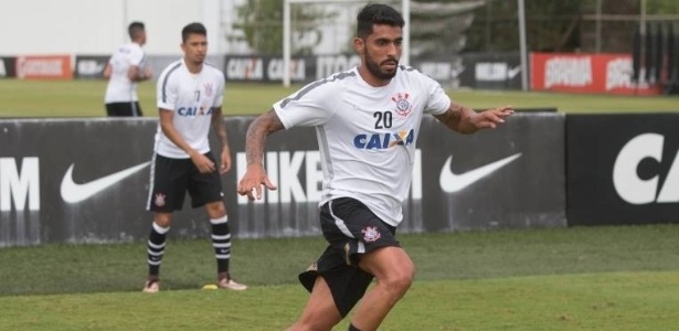 Corinthians tenta garantir a permanência do zagueiro Vilson - Daniel Augusto Jr/Agência Corinthians