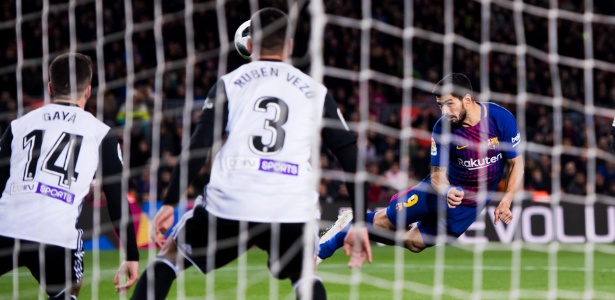 Gol no 2º tempo colocou Barça à frente na disputa por vaga na final da Copa do Rei - Alex Caparros/Getty Images