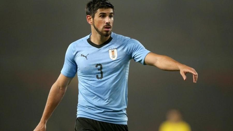 Zagueiro Bruno Méndez, capitão da seleção sub-20 do Uruguai, assinará contrato de cinco temporadas - Nigel French - EMPICS