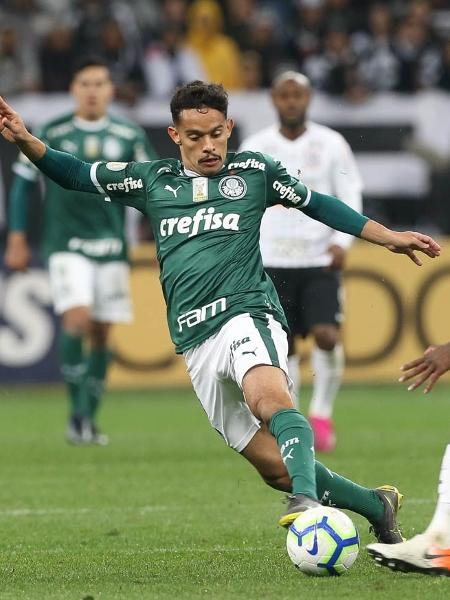 Gustavo Scarpa em ação pelo Palmeiras contra o Corinthians - Cesar Greco/Ag. Palmeiras/Divulgação