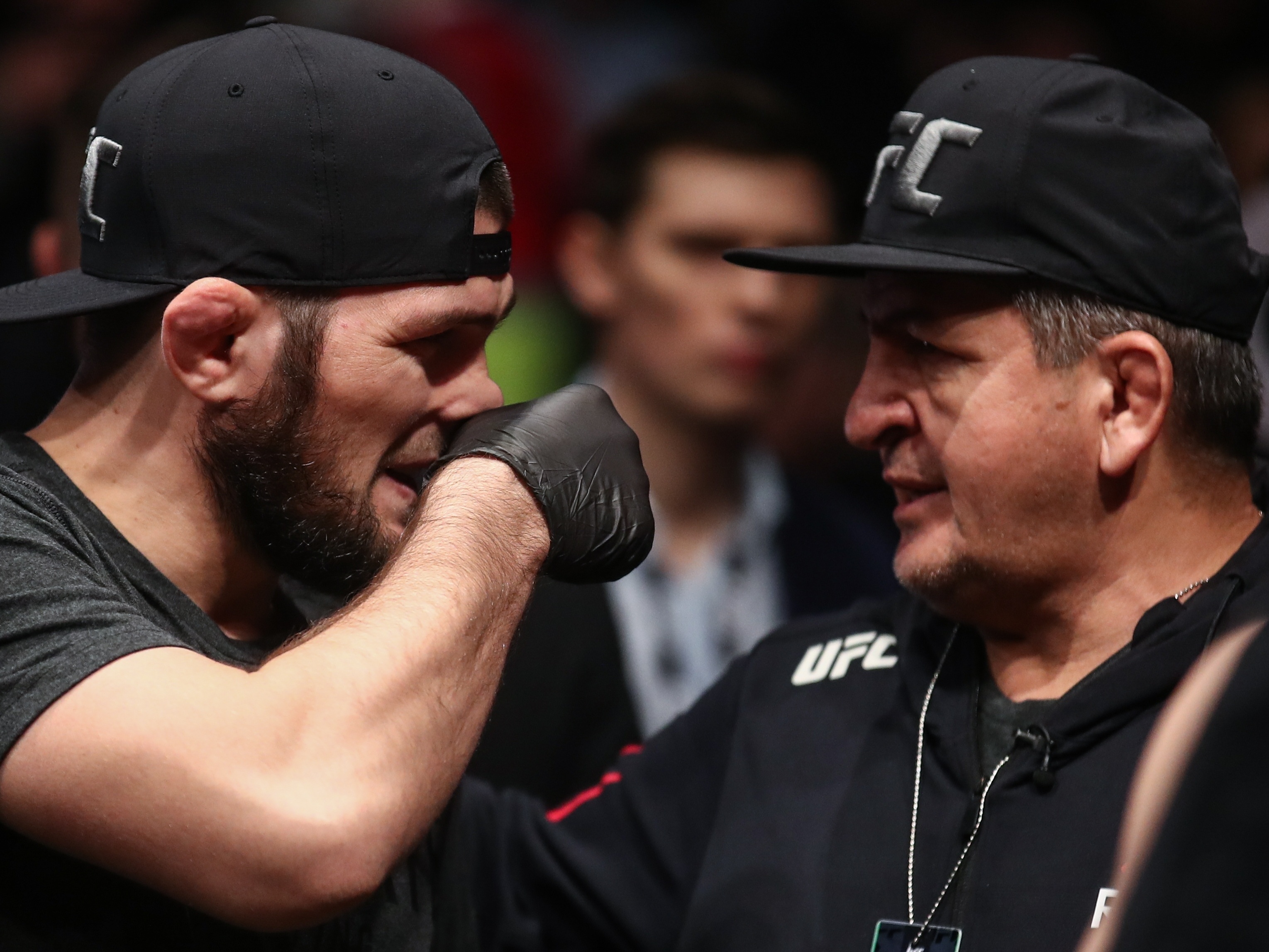 Conheça campeão do UFC que se aposentou após morte do pai - Fotos