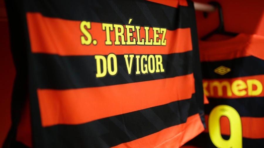 Camisa do Sport em homenagem a Gil do Vigor - Divulgação/Sport
