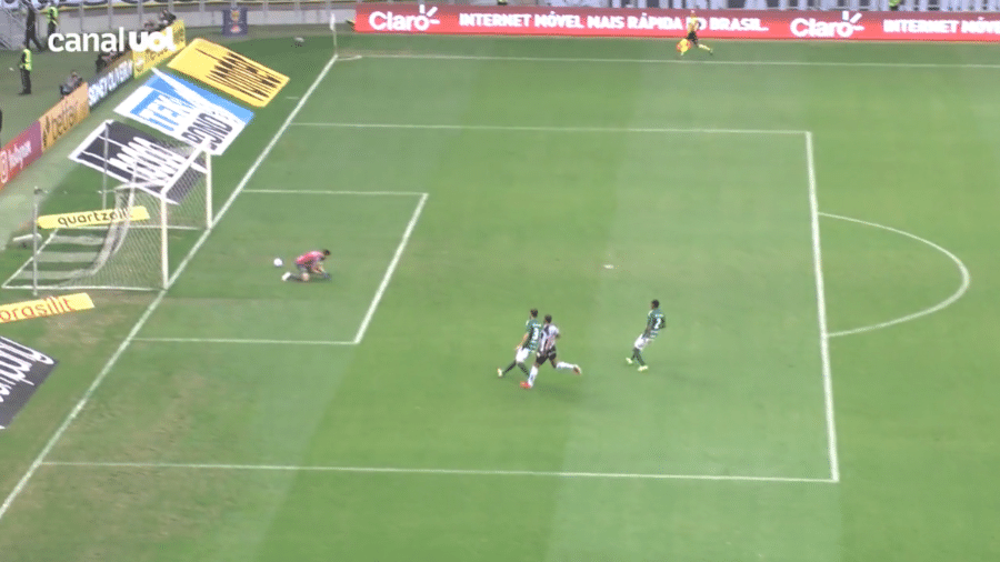 Hulk tem gol anulado contra o Cuiabá após toque na mão; VAR revisou o lance - UOL