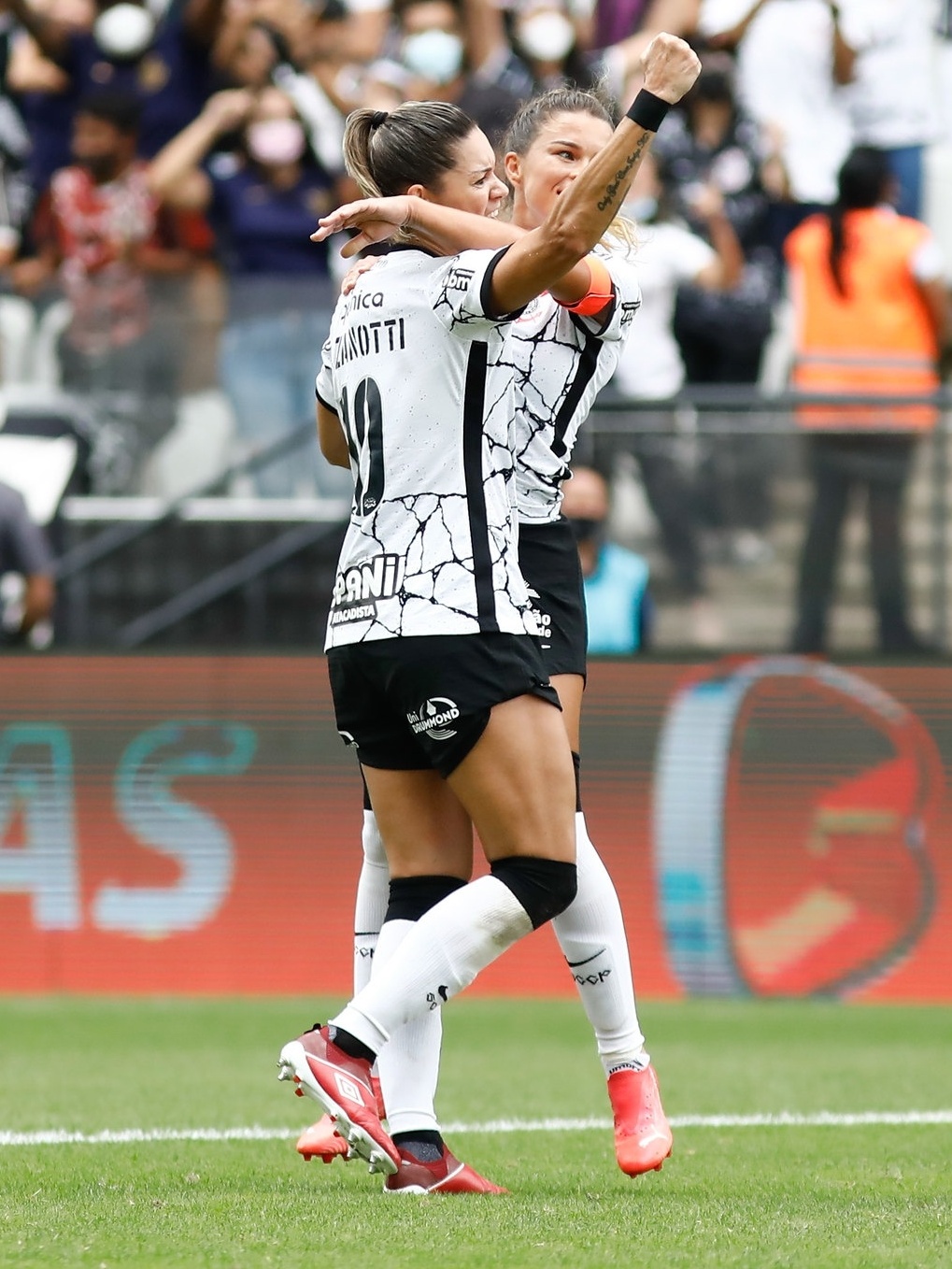 Supercopa de futebol feminino terá Corinthians x Palmeiras no primeiro  mata-mata; veja os jogos