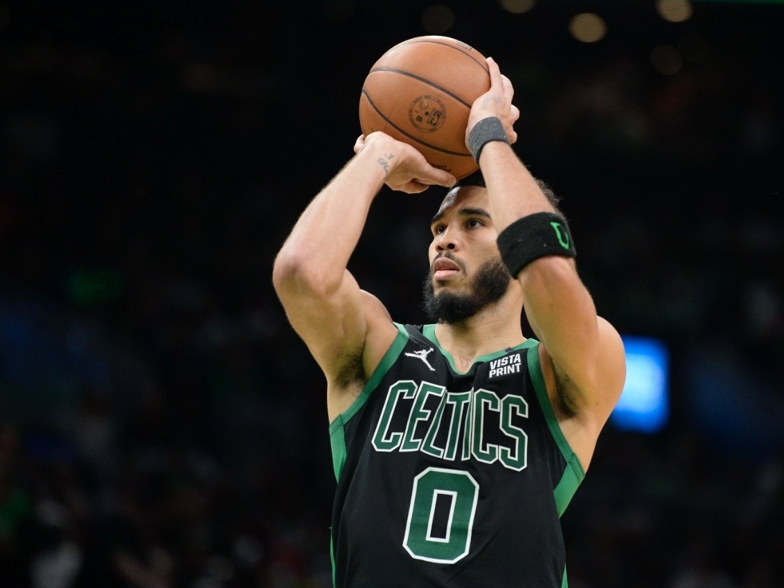 Resumo da NBA: Celtics vencem Sixers no fim com cesta salvadora de Tatum