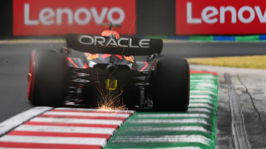 O líder do Mundial de Fórmula 1, Max Verstappen, na sessão de classificação para o GP da Hungria - Dan Mullan/Getty Images